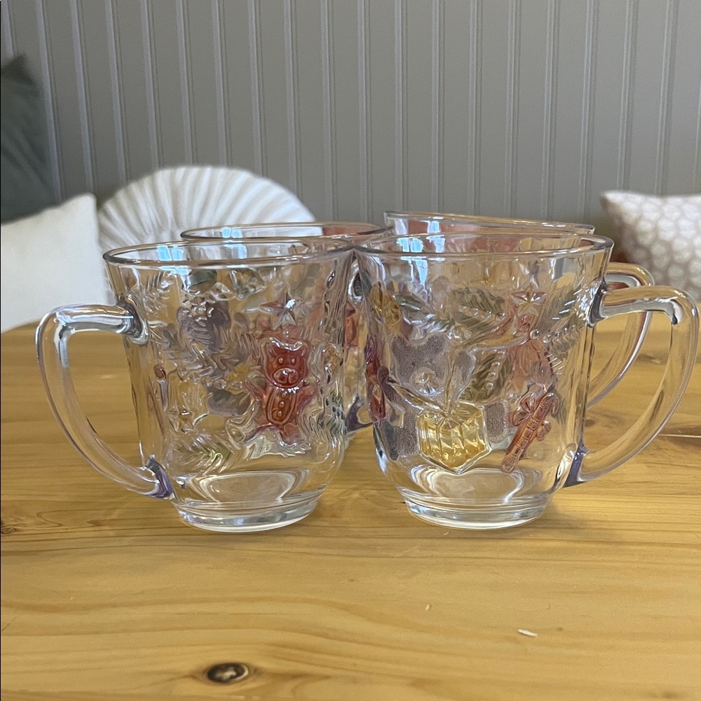 Vintage Aderia Glass Teddy Bear Mugs Set